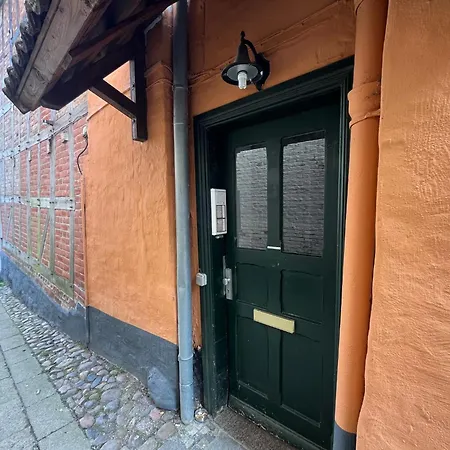 Fewo1846 - Matrosenkoje - Zentral Gelegene Altbauwohnung Fuer 2 Pers Im 2 Og